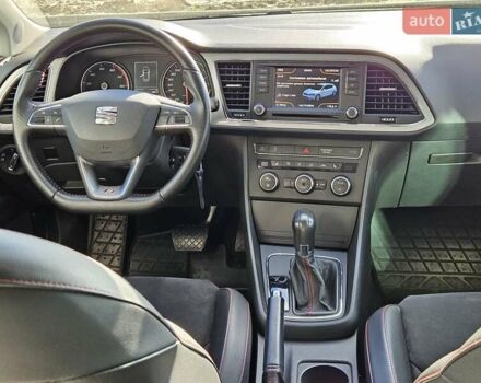 Сеат Леон 2013 в Черкассах на Automoto.ua Белый Сеат Леон, объемом двигателя 1.8 л и пробегом 134 тыс. км за 13400 $, фото 9 на Automoto.ua