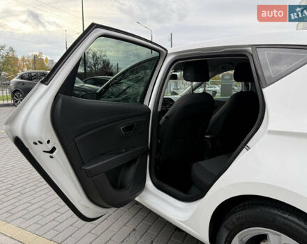 Білий Сеат Leon, об'ємом двигуна 1.6 л та пробігом 180 тис. км за 10700 $, фото 16 на Automoto.ua