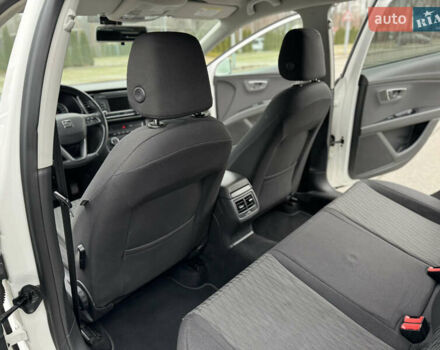 Білий Сеат Leon, об'ємом двигуна 1.6 л та пробігом 180 тис. км за 10499 $, фото 50 на Automoto.ua