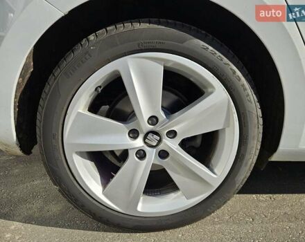 Сеат Леон 2013 в Черкассах на Automoto.ua Белый Сеат Леон, объемом двигателя 1.8 л и пробегом 134 тыс. км за 13400 $, фото 31 на Automoto.ua