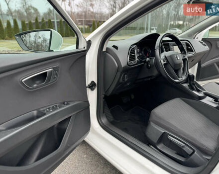 Білий Сеат Leon, об'ємом двигуна 1.6 л та пробігом 180 тис. км за 10499 $, фото 39 на Automoto.ua