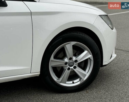 Білий Сеат Leon, об'ємом двигуна 1.6 л та пробігом 180 тис. км за 10499 $, фото 37 на Automoto.ua