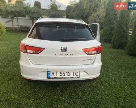 Білий Сеат Leon, об'ємом двигуна 1.6 л та пробігом 302 тис. км за 9500 $, фото 1 на Automoto.ua