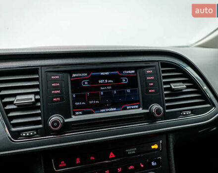 Белый Сеат Леон, объемом двигателя 1.8 л и пробегом 223 тыс. км за 10650 $, фото 15 на Automoto.ua