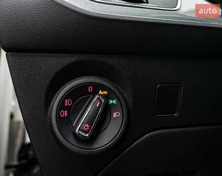 Белый Сеат Леон, объемом двигателя 1.8 л и пробегом 223 тыс. км за 10650 $, фото 13 на Automoto.ua