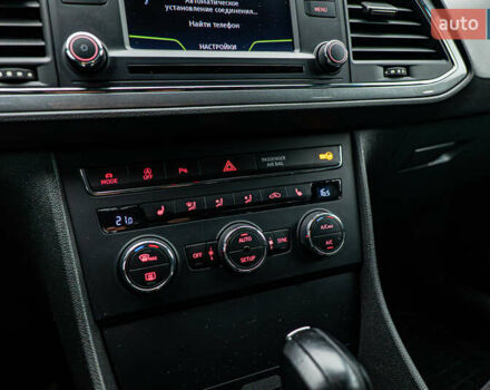 Белый Сеат Леон, объемом двигателя 1.8 л и пробегом 223 тыс. км за 10650 $, фото 16 на Automoto.ua