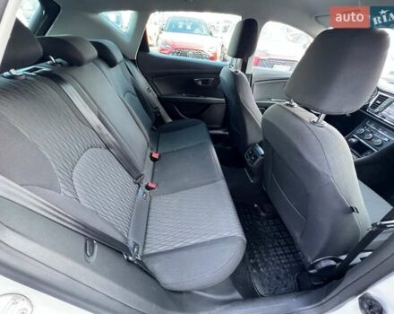 Белый Сеат Леон, объемом двигателя 1.6 л и пробегом 165 тыс. км за 13906 $, фото 20 на Automoto.ua