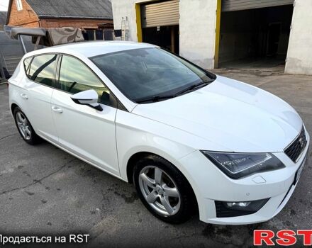 Белый Сеат Леон, объемом двигателя 2 л и пробегом 327 тыс. км за 9879 $, фото 7 на Automoto.ua