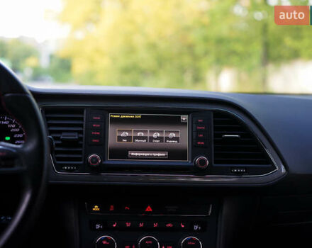 Білий Сеат Leon, об'ємом двигуна 1.97 л та пробігом 111 тис. км за 16200 $, фото 18 на Automoto.ua