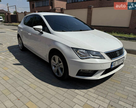 Белый Сеат Леон, объемом двигателя 1.4 л и пробегом 55 тыс. км за 12300 $, фото 2 на Automoto.ua