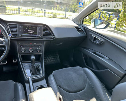 Сеат Леон 2014 в Староконстантинов на Automoto.ua Белый Сеат Леон, объемом двигателя 1.6 л и пробегом 280 тыс. км за 10500 $, фото 24 на Automoto.ua
