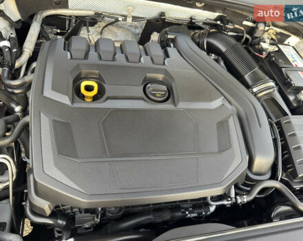 Білий Сеат Leon, об'ємом двигуна 1.5 л та пробігом 150 тис. км за 15000 $, фото 47 на Automoto.ua