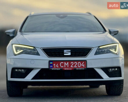 Білий Сеат Leon, об'ємом двигуна 1.5 л та пробігом 150 тис. км за 15000 $, фото 20 на Automoto.ua