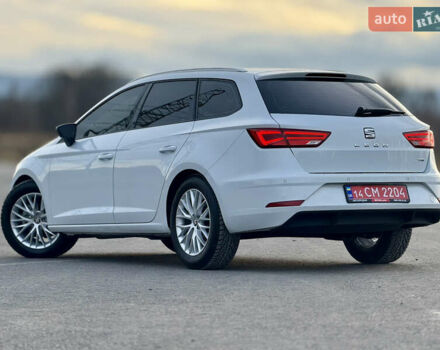 Білий Сеат Leon, об'ємом двигуна 1.5 л та пробігом 150 тис. км за 15000 $, фото 30 на Automoto.ua