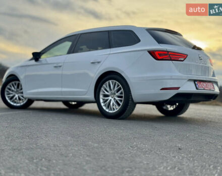 Білий Сеат Leon, об'ємом двигуна 1.5 л та пробігом 150 тис. км за 15000 $, фото 35 на Automoto.ua