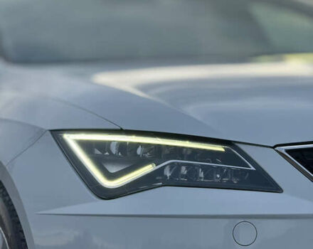 Білий Сеат Leon, об'ємом двигуна 1.5 л та пробігом 150 тис. км за 15000 $, фото 23 на Automoto.ua