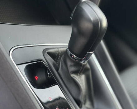 Білий Сеат Leon, об'ємом двигуна 1.5 л та пробігом 150 тис. км за 15000 $, фото 54 на Automoto.ua