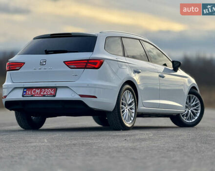 Білий Сеат Leon, об'ємом двигуна 1.5 л та пробігом 150 тис. км за 15000 $, фото 42 на Automoto.ua