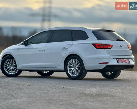 Білий Сеат Leon, об'ємом двигуна 1.5 л та пробігом 150 тис. км за 15000 $, фото 32 на Automoto.ua