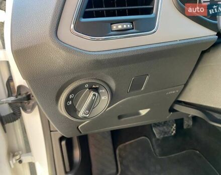 Белый Сеат Леон, объемом двигателя 1.97 л и пробегом 168 тыс. км за 12900 $, фото 12 на Automoto.ua