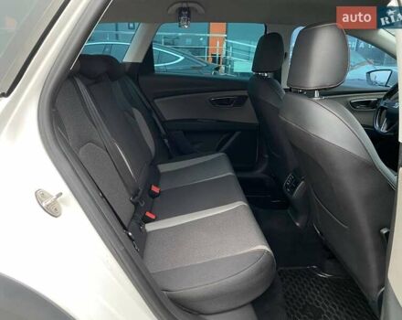 Білий Сеат Leon, об'ємом двигуна 1.97 л та пробігом 168 тис. км за 13500 $, фото 23 на Automoto.ua