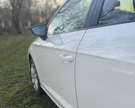 Білий Сеат Leon, об'ємом двигуна 1.6 л та пробігом 225 тис. км за 12200 $, фото 7 на Automoto.ua