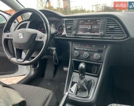 Білий Сеат Leon, об'ємом двигуна 1.6 л та пробігом 249 тис. км за 11300 $, фото 11 на Automoto.ua
