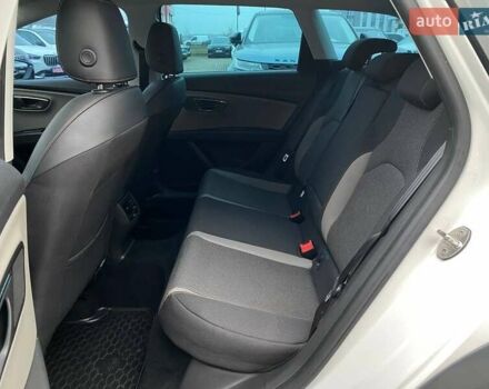 Білий Сеат Leon, об'ємом двигуна 1.97 л та пробігом 168 тис. км за 13500 $, фото 21 на Automoto.ua