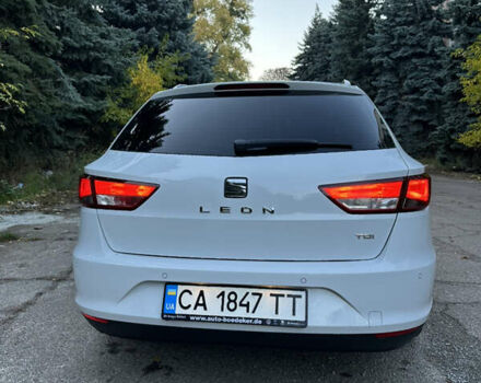 Сеат Леон 2016 в Черкассах на Automoto.ua Белый Сеат Леон, объемом двигателя 1.6 л и пробегом 212 тыс. км за 12800 $, фото 1 на Automoto.ua