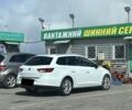 Белый Сеат Леон, объемом двигателя 2 л и пробегом 220 тыс. км за 10456 $, фото 3 на Automoto.ua