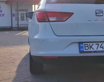 Білий Сеат Leon, об'ємом двигуна 1.6 л та пробігом 249 тис. км за 11200 $, фото 3 на Automoto.ua