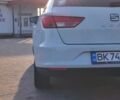 Белый Сеат Леон, объемом двигателя 1.6 л и пробегом 249 тыс. км за 10700 $, фото 3 на Automoto.ua