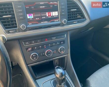 Белый Сеат Леон, объемом двигателя 1.97 л и пробегом 168 тыс. км за 12900 $, фото 16 на Automoto.ua