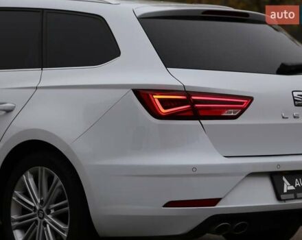 Білий Сеат Leon, об'ємом двигуна 1.97 л та пробігом 162 тис. км за 16200 $, фото 7 на Automoto.ua