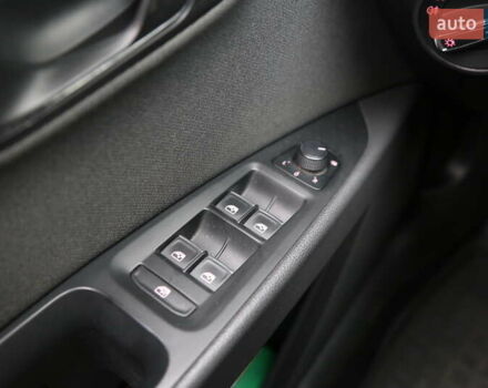 Білий Сеат Leon, об'ємом двигуна 1.97 л та пробігом 162 тис. км за 16200 $, фото 23 на Automoto.ua