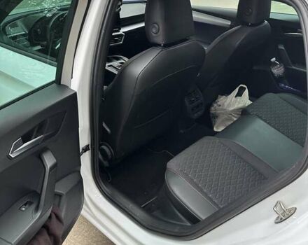 Білий Сеат Leon, об'ємом двигуна 1.4 л та пробігом 81 тис. км за 25000 $, фото 7 на Automoto.ua