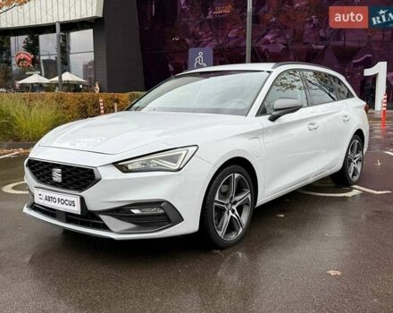Белый Сеат Леон, объемом двигателя 1.4 л и пробегом 48 тыс. км за 23990 $, фото 2 на Automoto.ua