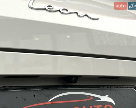 Білий Сеат Leon, об'ємом двигуна 2 л та пробігом 196 тис. км за 19222 $, фото 16 на Automoto.ua