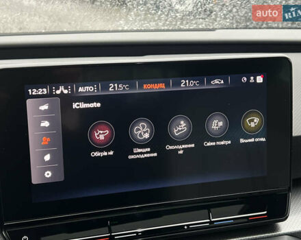 Білий Сеат Leon, об'ємом двигуна 2 л та пробігом 196 тис. км за 19222 $, фото 69 на Automoto.ua