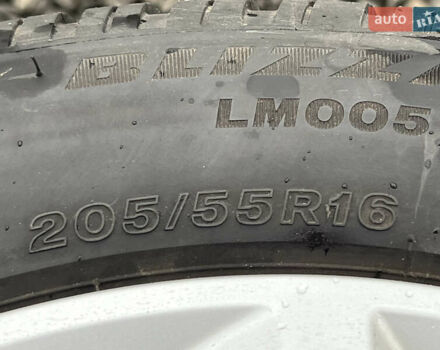 Білий Сеат Leon, об'ємом двигуна 2 л та пробігом 196 тис. км за 19222 $, фото 96 на Automoto.ua