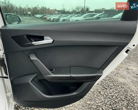 Білий Сеат Leon, об'ємом двигуна 2 л та пробігом 196 тис. км за 19222 $, фото 46 на Automoto.ua