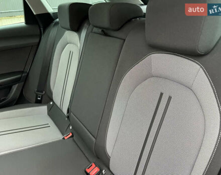 Білий Сеат Leon, об'ємом двигуна 2 л та пробігом 196 тис. км за 19222 $, фото 34 на Automoto.ua