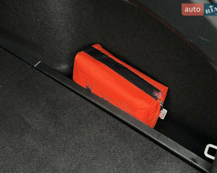 Білий Сеат Leon, об'ємом двигуна 2 л та пробігом 196 тис. км за 19222 $, фото 40 на Automoto.ua