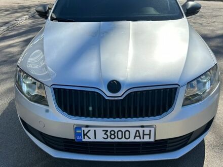 Белый Сеат Леон, объемом двигателя 1.9 л и пробегом 2 тыс. км за 3712 $, фото 1 на Automoto.ua