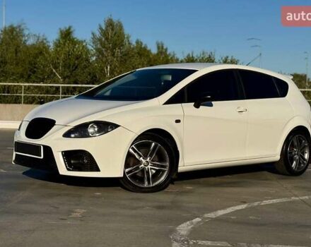 Белый Сеат Леон, объемом двигателя 2 л и пробегом 182 тыс. км за 6800 $, фото 1 на Automoto.ua
