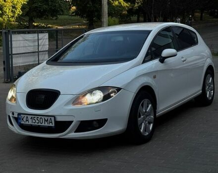 Білий Сеат Leon, об'ємом двигуна 2 л та пробігом 220 тис. км за 5700 $, фото 1 на Automoto.ua