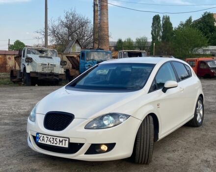 Білий Сеат Leon, об'ємом двигуна 2 л та пробігом 250 тис. км за 6500 $, фото 1 на Automoto.ua
