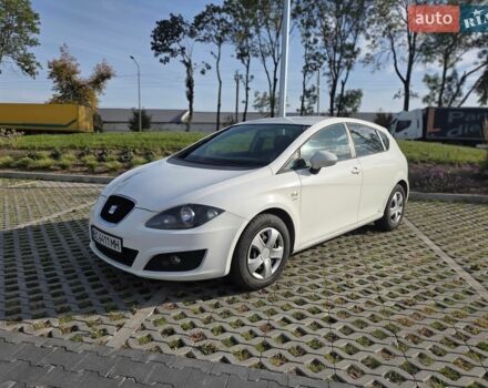Білий Сеат Leon, об'ємом двигуна 1.39 л та пробігом 268 тис. км за 5300 $, фото 1 на Automoto.ua