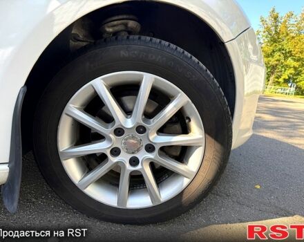 Білий Сеат Leon, об'ємом двигуна 1.6 л та пробігом 161 тис. км за 7799 $, фото 1 на Automoto.ua