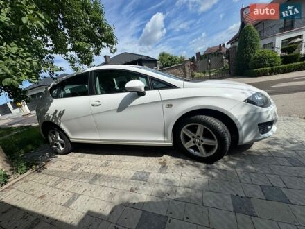 Білий Сеат Leon, об'ємом двигуна 1.4 л та пробігом 155 тис. км за 5600 $, фото 1 на Automoto.ua